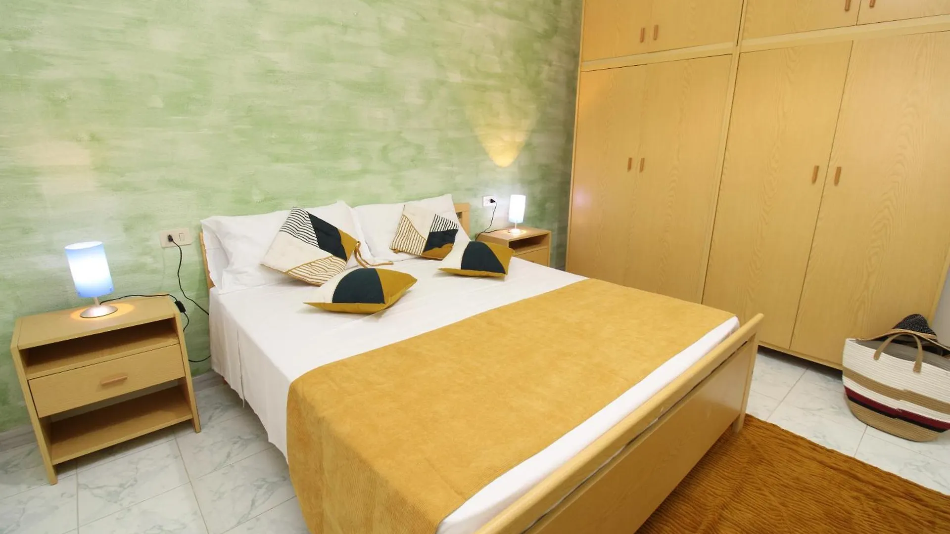 Appartement La Caletta Central
