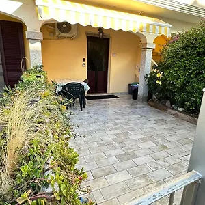 Appartamento Relax, La Caletta
